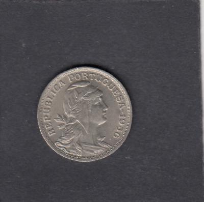 Beschrijving: 50 Centavos